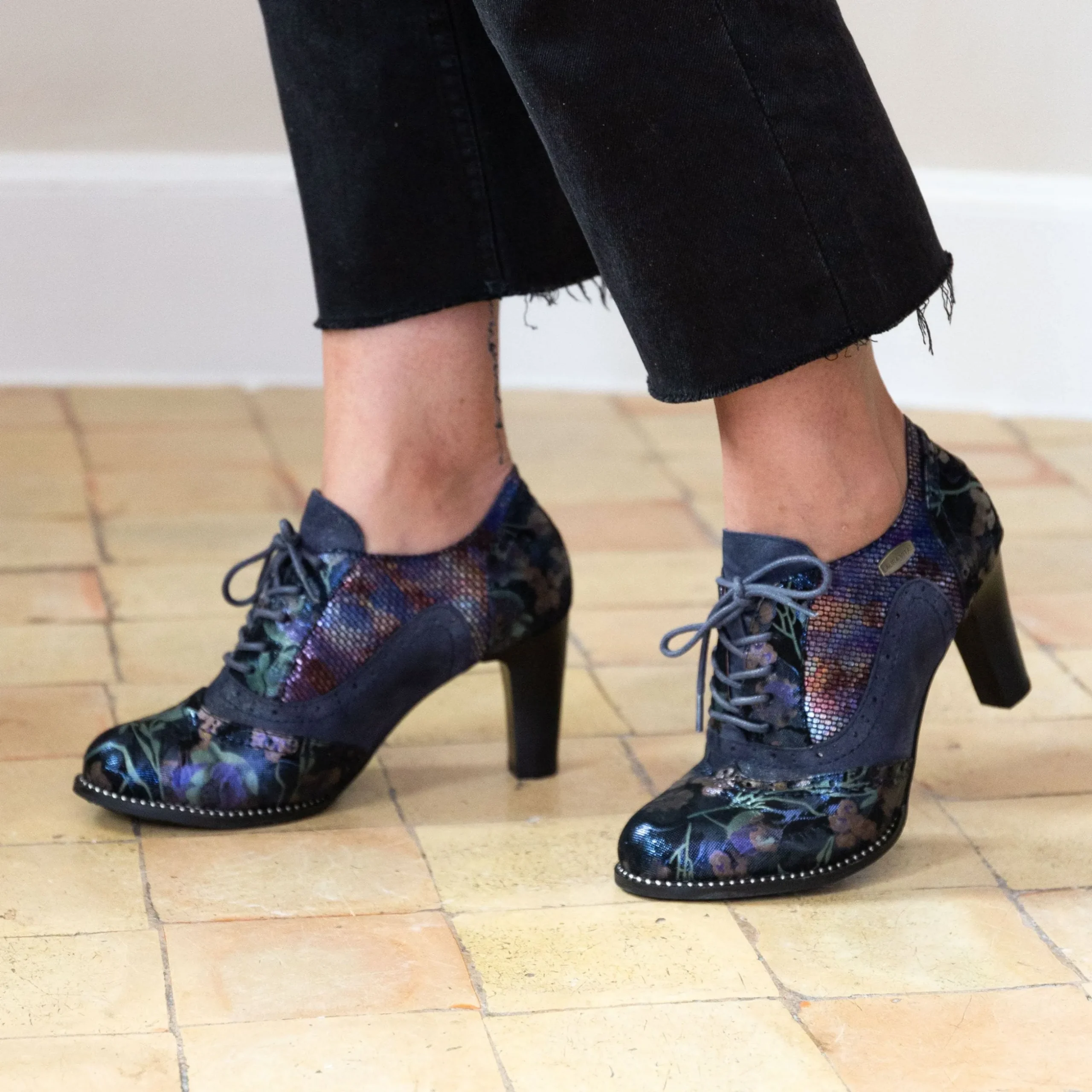 Derbies - ALCBANEO 162 | Laura Vita New