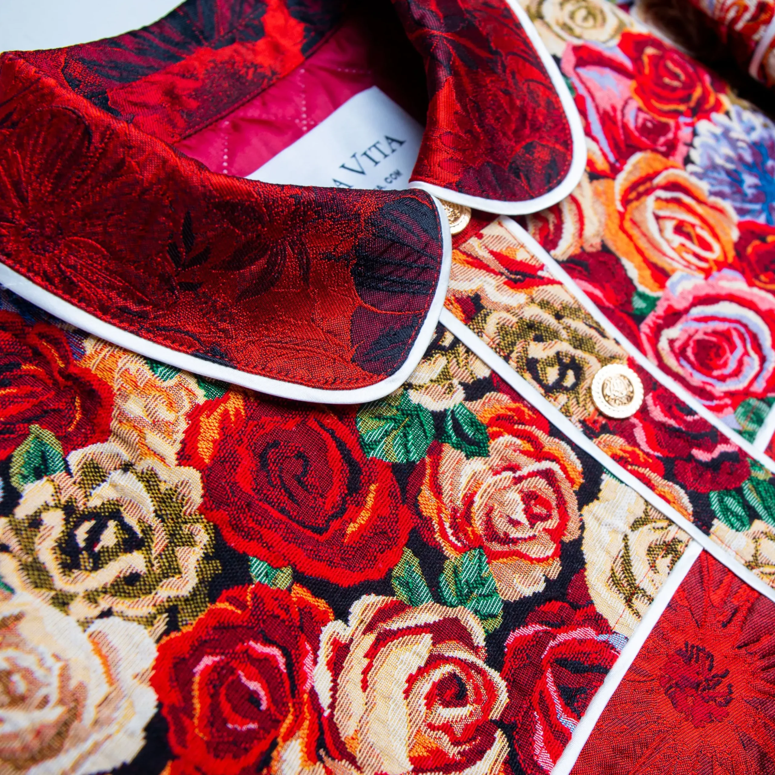 Veste Nyx Rouge Studio | Laura Vita Best Sale